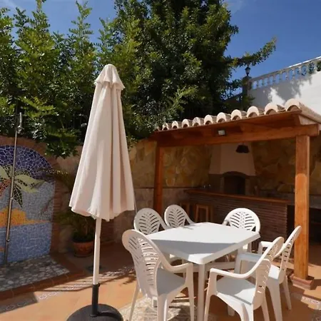 Away,3 Bedroom Villa, Private Pool, Sea Views, Nerja Malaga