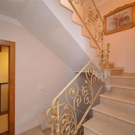 Away,3 Bedroom Villa, Private Pool, Sea Views, Nerja Villa *
